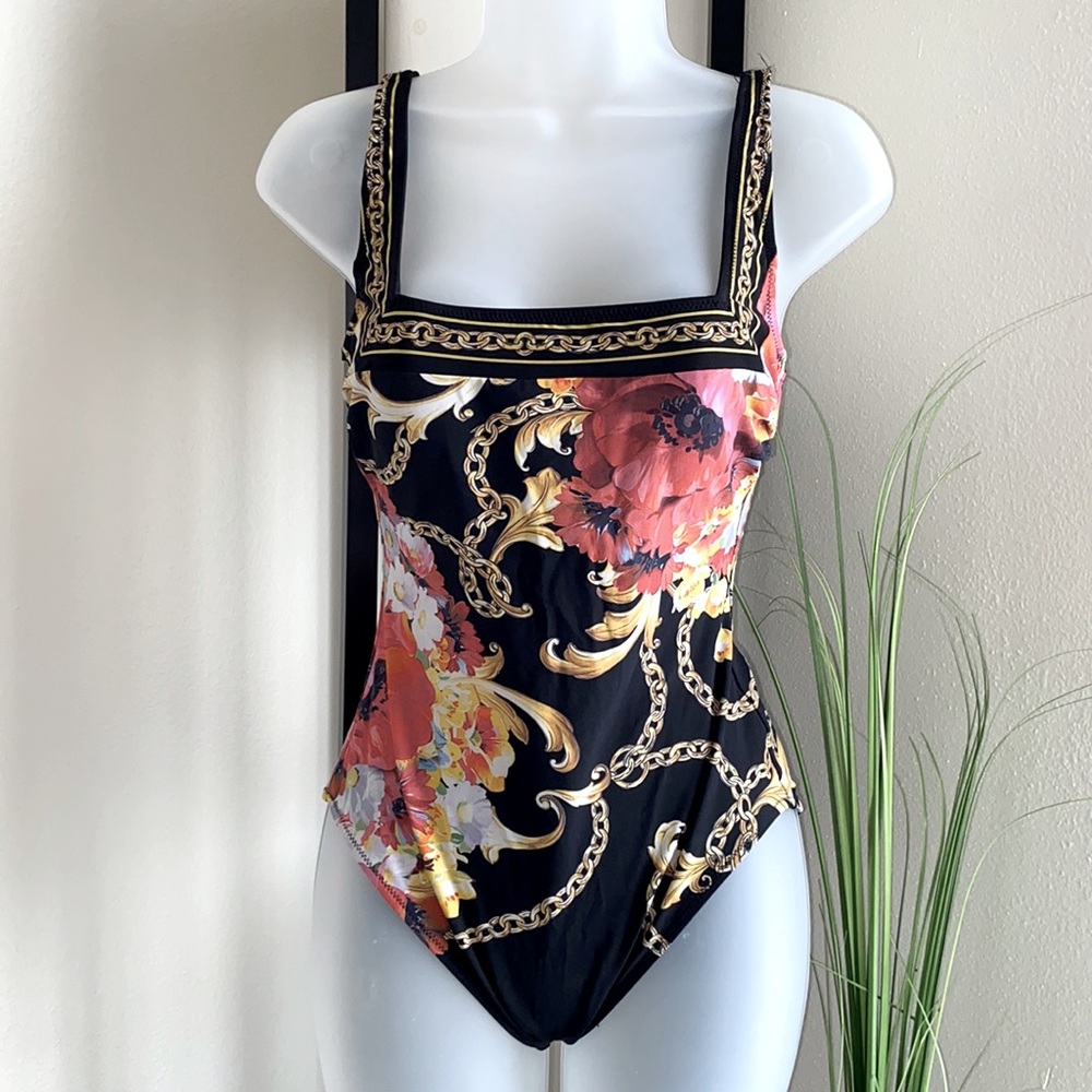 ✨ GOTTEX swimwear one piece flower chain
